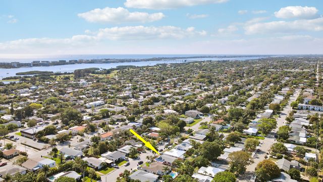 1621 N L Street, Lake Worth Beach, FL 33460