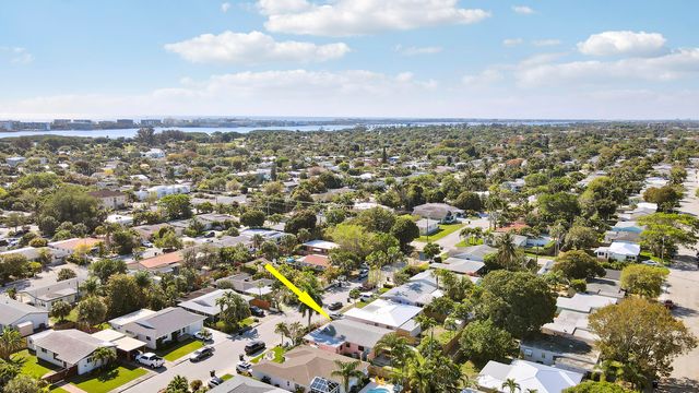 1621 N L Street, Lake Worth Beach, FL 33460