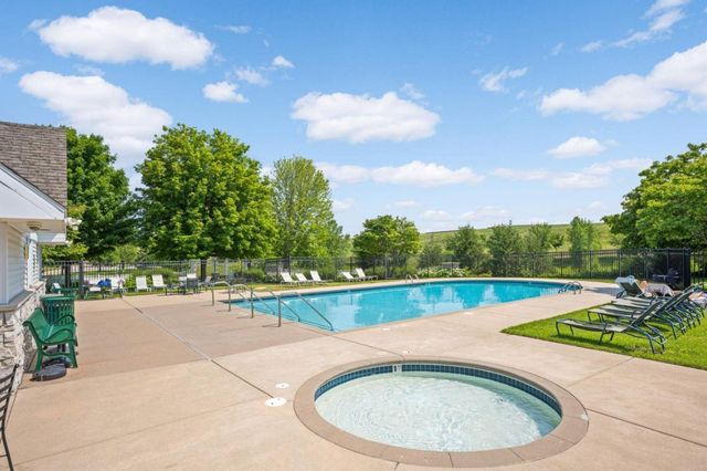10165 Indigo Drive, Eden Prairie, MN 55347