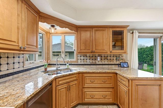 2817 103rd STREET, West Allis, WI 53227