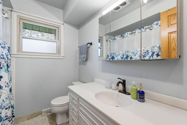 2817 103rd STREET, West Allis, WI 53227