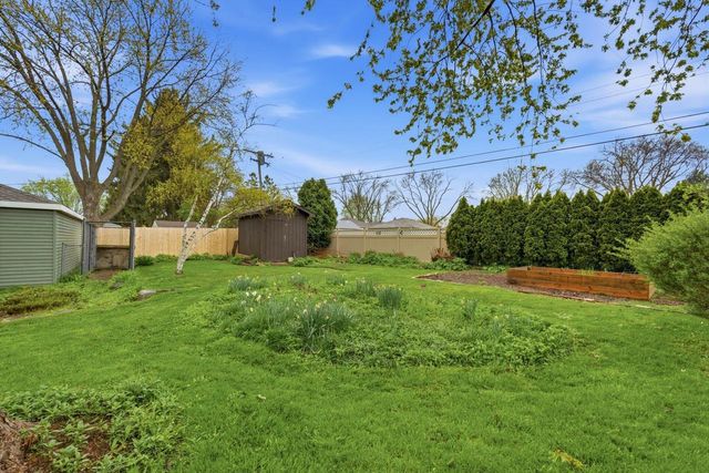 2817 103rd STREET, West Allis, WI 53227