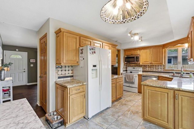2817 103rd STREET, West Allis, WI 53227