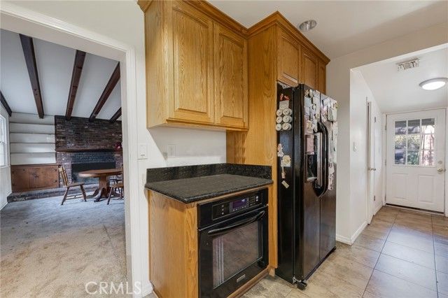 7630 Jellico, Northridge (los Angeles), CA 91325