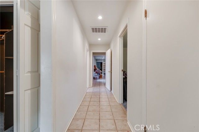 7630 Jellico, Northridge (los Angeles), CA 91325