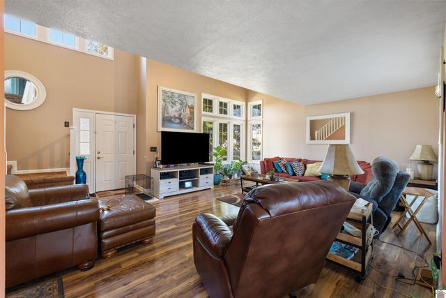 104 Fairview Drive, Mayfield, KY 42066