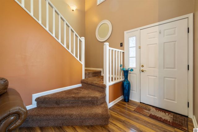 104 Fairview Drive, Mayfield, KY 42066