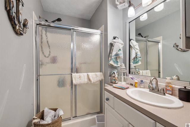 104 Fairview Drive, Mayfield, KY 42066