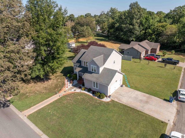 104 Fairview Drive, Mayfield, KY 42066