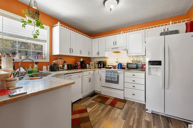 104 Fairview Drive, Mayfield, KY 42066