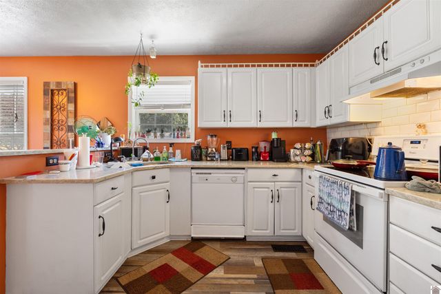 104 Fairview Drive, Mayfield, KY 42066