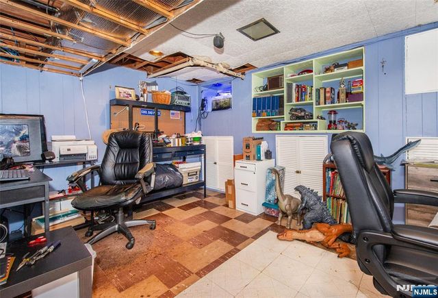 38 George Street, Saddle Brook, NJ 07663