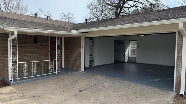 1016 Keith Drive, Hurst, TX 76053