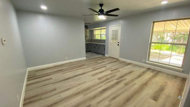 1016 Keith Drive, Hurst, TX 76053
