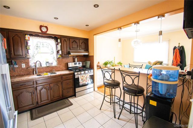 720 New York Avenue, Baldwin, NY 11510