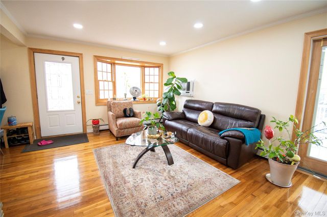 720 New York Avenue, Baldwin, NY 11510