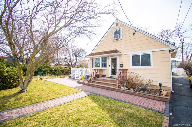 720 New York Avenue, Baldwin, NY 11510