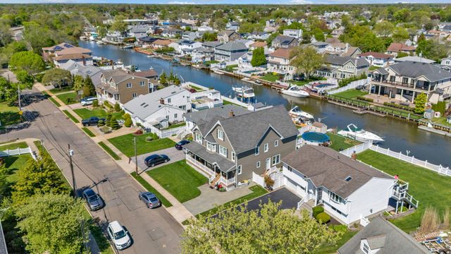 2397 Riverside Avenue, Seaford, NY 11783