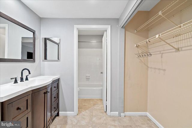 11146 BEAVER TRAIL CT, Reston, VA 20191