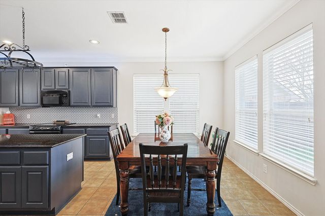 501 Maple Leaf Lane, Mckinney, TX 75071