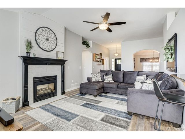 5423 Campglen Dr, Colorado Springs, CO 80906