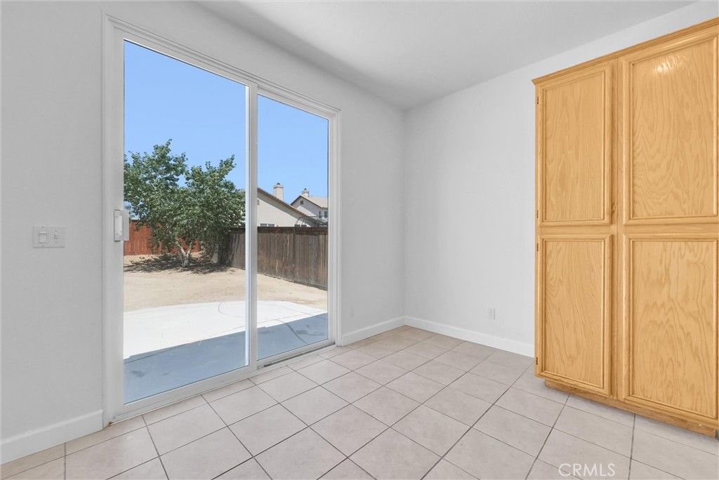 Image 12 of property listing at 13584 Kitty Hawk, Victorville, CA 92392