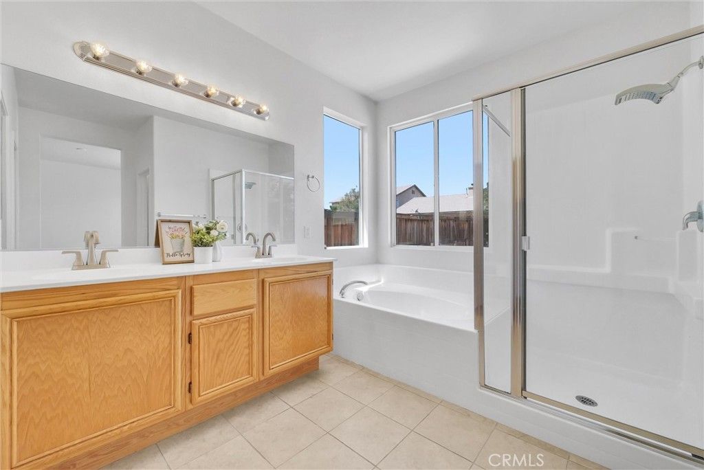 Image 23 of property listing at 13584 Kitty Hawk, Victorville, CA 92392