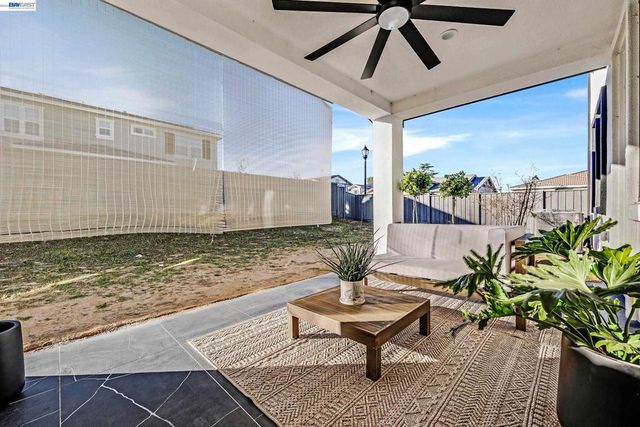 259 Eagle Nest Dr, Oakley, CA 94561