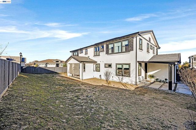 259 Eagle Nest Dr, Oakley, CA 94561