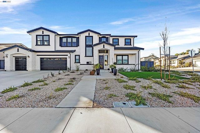 259 Eagle Nest Dr, Oakley, CA 94561