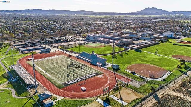 259 Eagle Nest Dr, Oakley, CA 94561