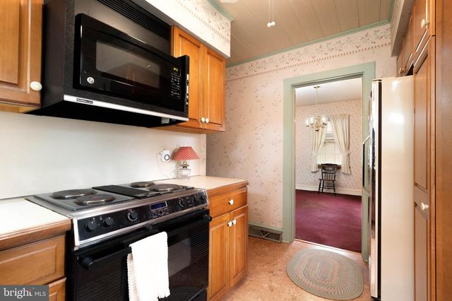 615 HAWKS BRIDGE ROAD, Carneys Point, NJ 08069
