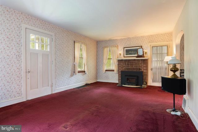 615 HAWKS BRIDGE ROAD, Carneys Point, NJ 08069