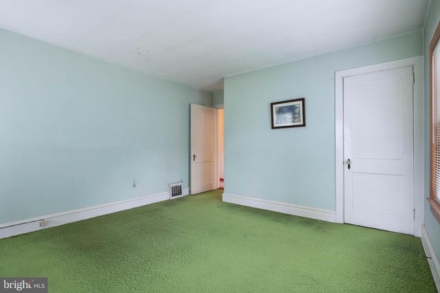 615 HAWKS BRIDGE ROAD, Carneys Point, NJ 08069