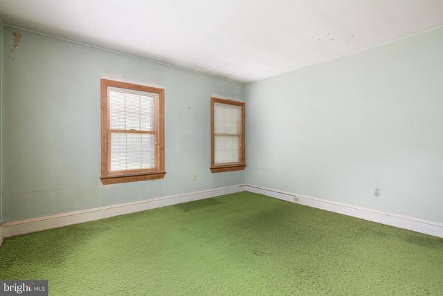 615 HAWKS BRIDGE ROAD, Carneys Point, NJ 08069