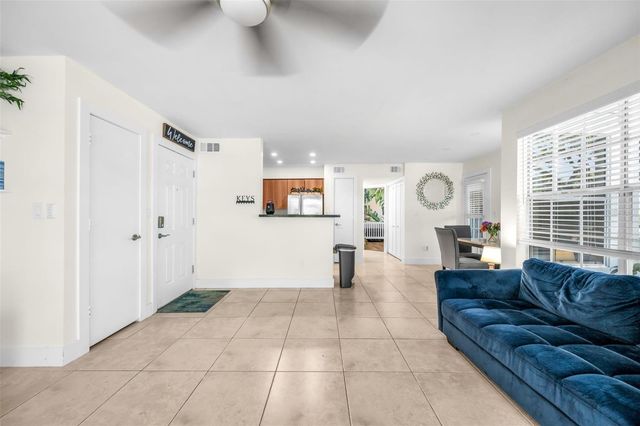 1275 Crystal Way G, Delray Beach, FL 33444