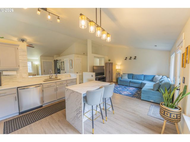 8409 Ne 15TH St, Vancouver, WA 98664