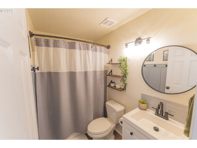 8409 Ne 15TH St, Vancouver, WA 98664