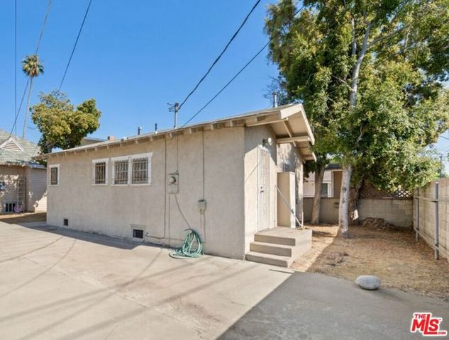 3009 Dalton Avenue, Los Angeles, CA 90018