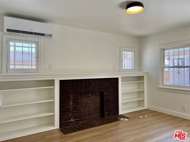 3009 Dalton Avenue, Los Angeles, CA 90018