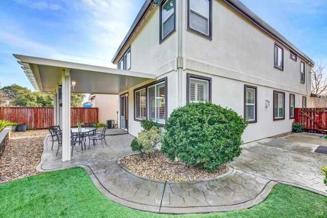 652 Greentree Cir, Fairfield, CA 94534