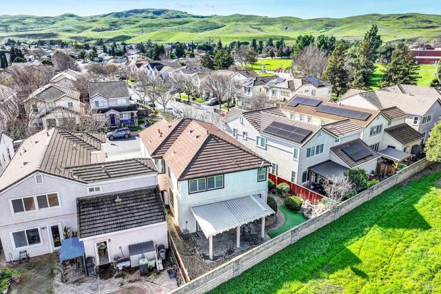 652 Greentree Cir, Fairfield, CA 94534