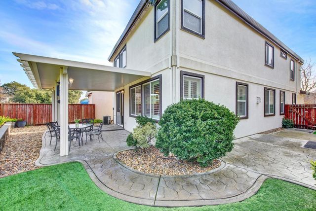 652 Greentree Cir, Fairfield, CA 94534