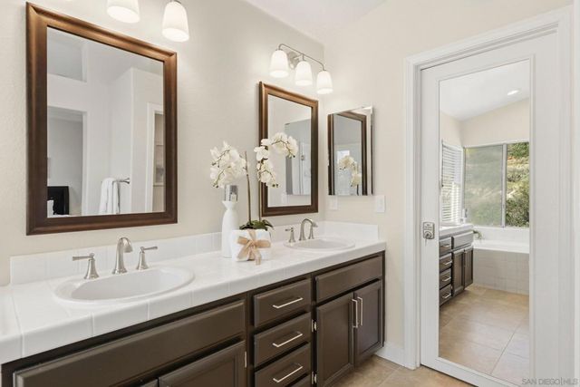 7386 Juncus, San Diego, CA 92129