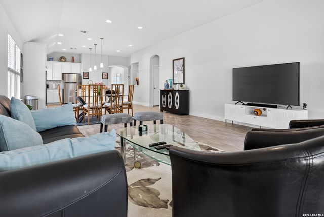 469 Rosemellow St, New Braunfels, TX 78132