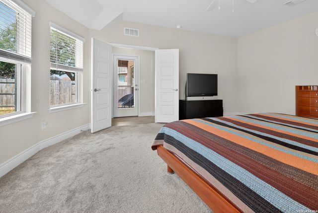 469 Rosemellow St, New Braunfels, TX 78132