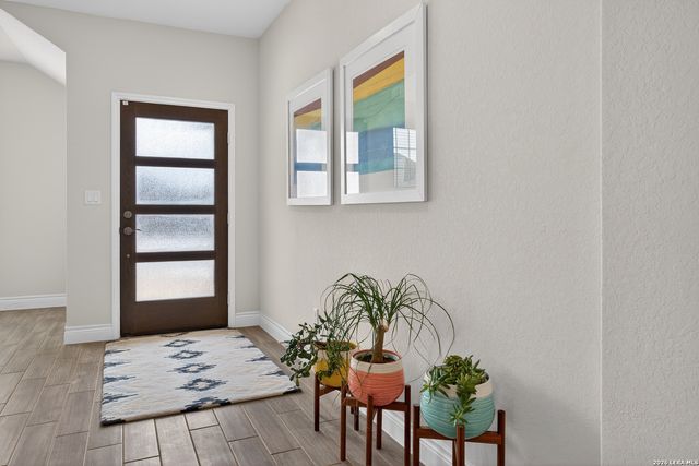 469 Rosemellow St, New Braunfels, TX 78132