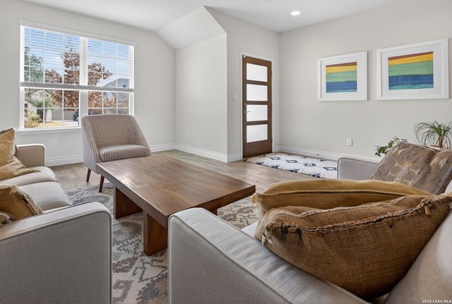 469 Rosemellow St, New Braunfels, TX 78132