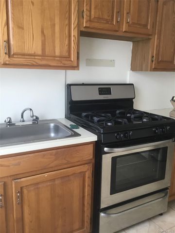 8423 14th Avenue, Brooklyn, NY 11228