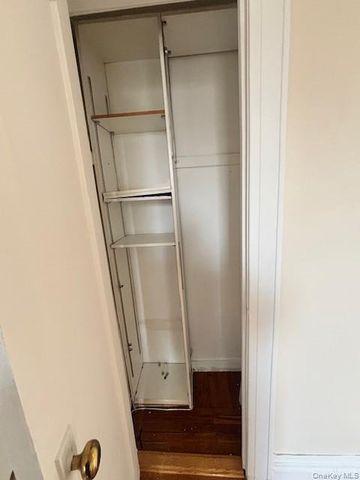 8423 14th Avenue, Brooklyn, NY 11228